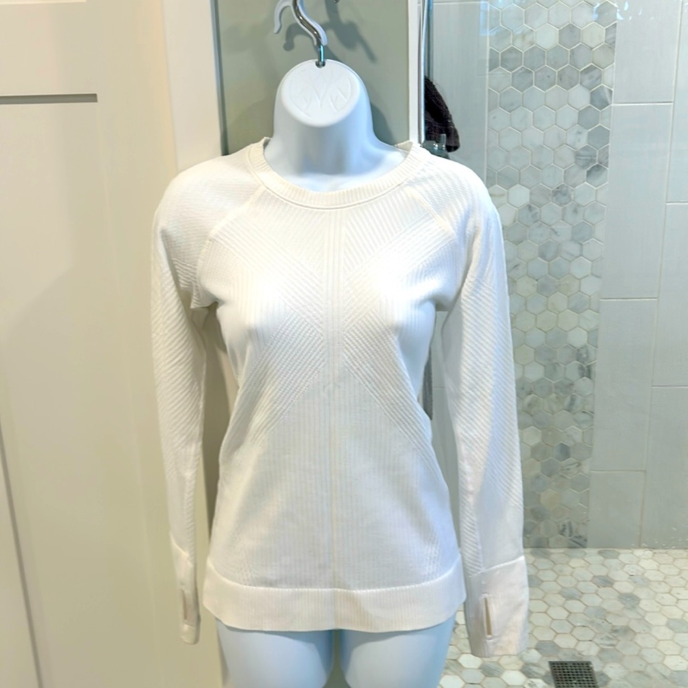 Lululemon textured sweater!